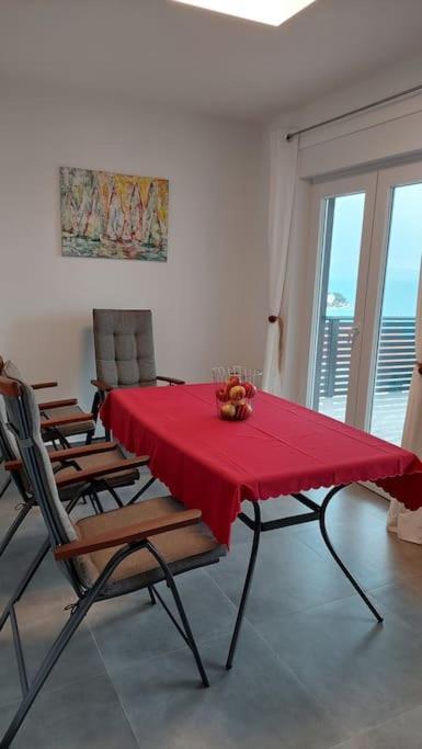 Apartment Vista Oasis With Pool And Terrace Trogir Dış mekan fotoğraf